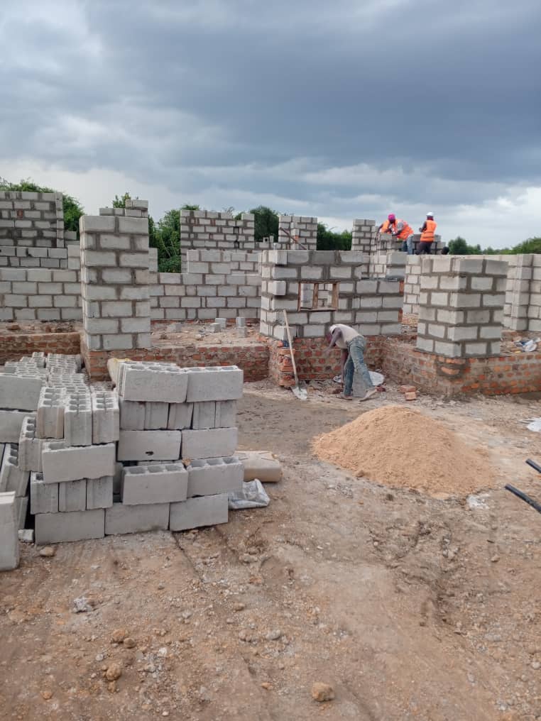 Smeaton Constructions team building a modern home